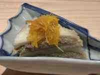 �M�̏�̃P�[�L�ƃt�H�[�N

AI �����R���e���c�͌����܂މ\��������܂��B