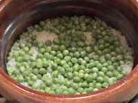 �{�E��, �H�i, �����ς�, �e�[�u�� ���܂܂�Ă���摜

AI �����R���e���c�͌����܂މ\��������܂��B