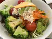 �M�̏�̓��Ɩ�؂̃T���_

AI �����R���e���c�͌����܂މ\��������܂��B