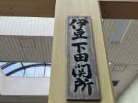 �e�[�u��, �x�b�h ���܂܂�Ă���摜

AI �����R���e���c�͌����܂މ\��������܂��B